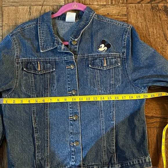 Vintage Disney Embroidered Mickey Mouse Denim Jacket. - Picture 7 of 8